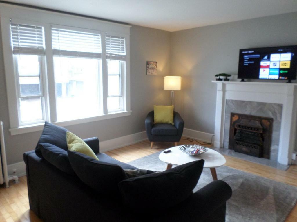 شقة Beautiful, Clean, Quiet 2 Br-In Downtown Ottawa. Parking, Wifi And Netflix Included المظهر الخارجي الصورة