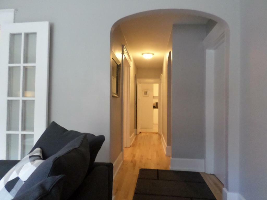 شقة Beautiful, Clean, Quiet 2 Br-In Downtown Ottawa. Parking, Wifi And Netflix Included المظهر الخارجي الصورة