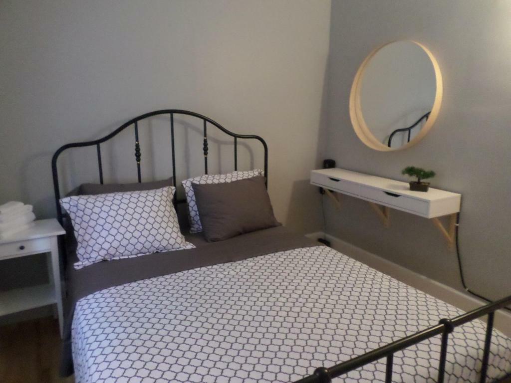 شقة Beautiful, Clean, Quiet 2 Br-In Downtown Ottawa. Parking, Wifi And Netflix Included المظهر الخارجي الصورة